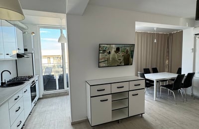 Miete geräumiger 3-Zimmer-Apartments, 100 m², erste Vermietung, Mamaia Nord, Constanța, Rumänien